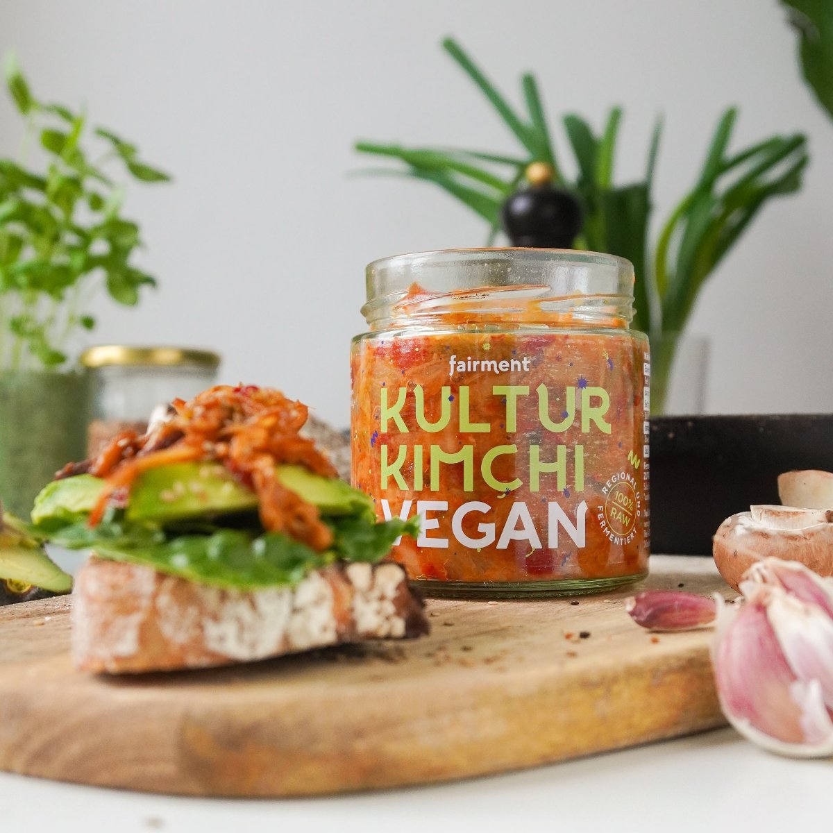 Rohkost, fairment, fermentiertes Kraut, Sauerkraut, Rotkohl, fermentierte Lebensmittel, fermentation, probiotisch, Kraut, Kultur Kraut, kimchi kaufen, veganes kimchi, kimchi